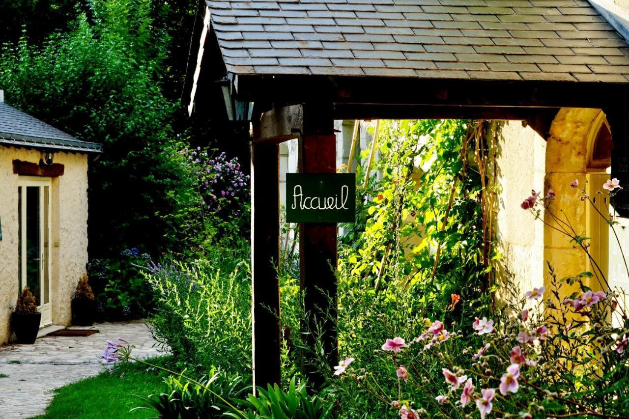 Le Moulin De La Planche Bed & Breakfast Cerelles Luaran gambar