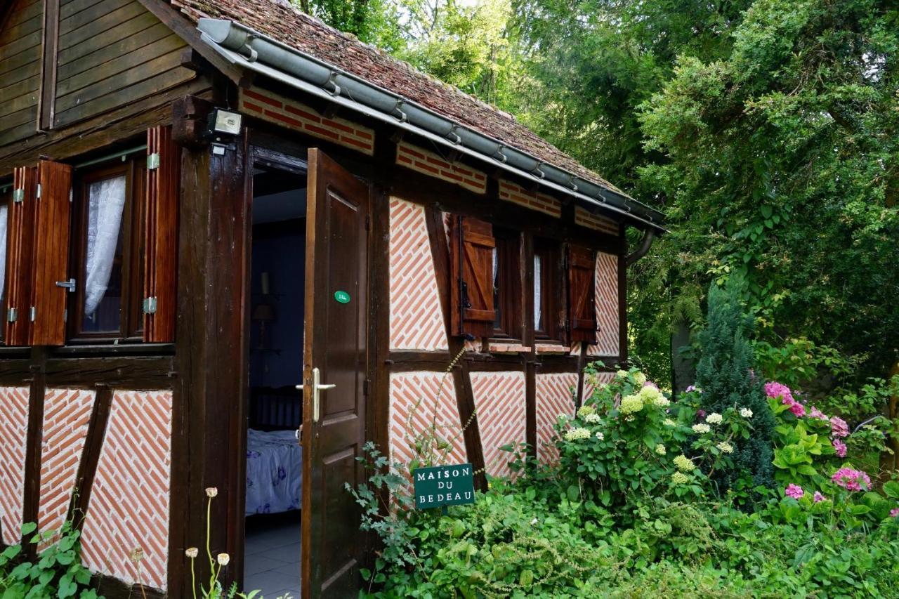 Le Moulin De La Planche Bed & Breakfast Cerelles Luaran gambar