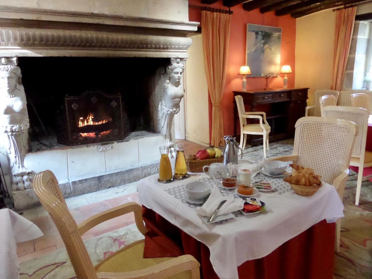 Le Moulin De La Planche Bed & Breakfast Cerelles Luaran gambar
