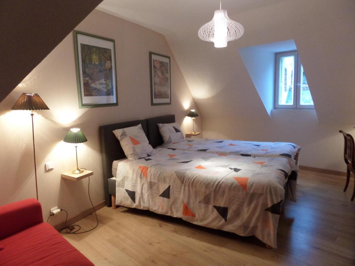 Le Moulin De La Planche Bed & Breakfast Cerelles Luaran gambar