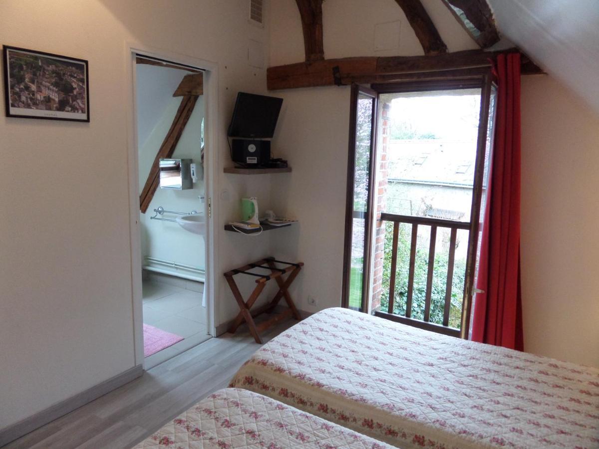 Le Moulin De La Planche Bed & Breakfast Cerelles Luaran gambar