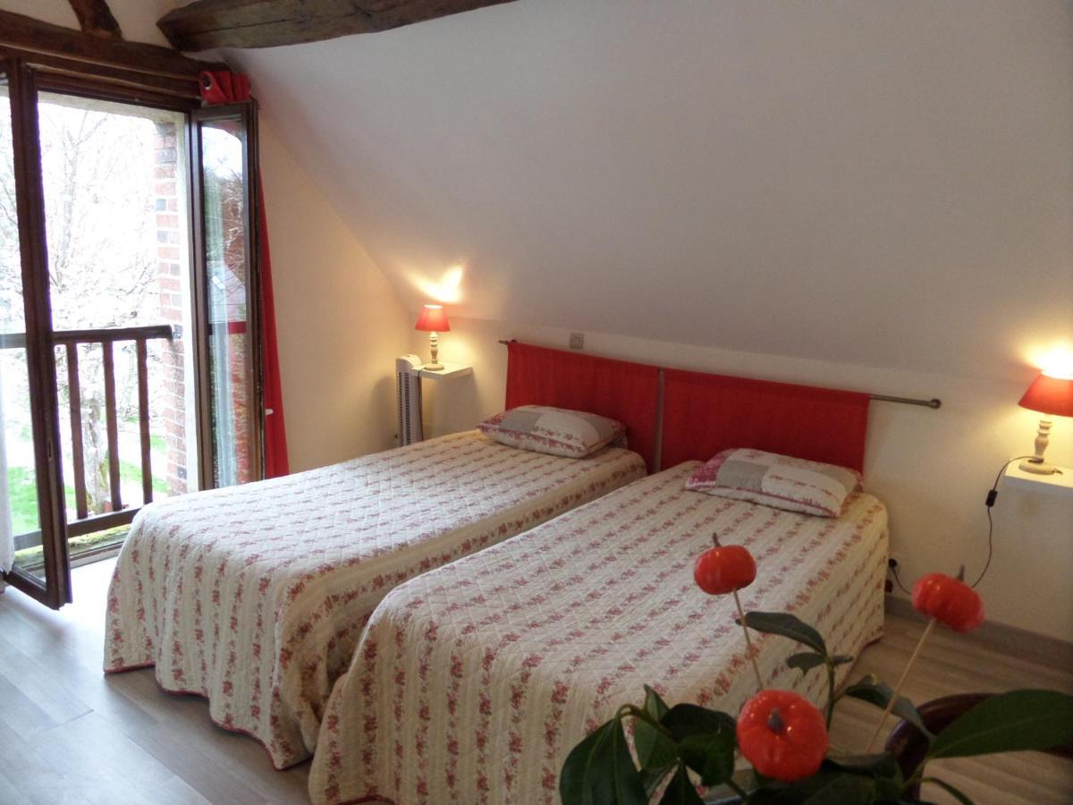 Le Moulin De La Planche Bed & Breakfast Cerelles Luaran gambar